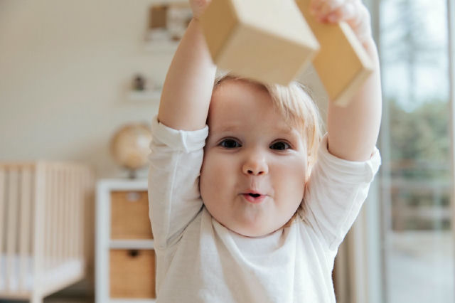 Boekstart babygebaren: Kom vertellen en zingen met je handjes!