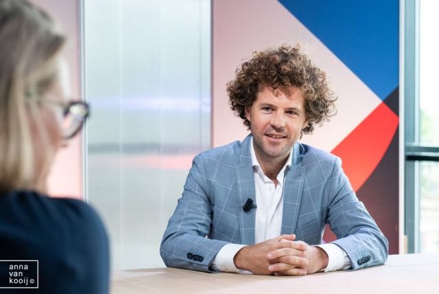 DigiTalk - De Opkomst van AI: Mens vs Robot