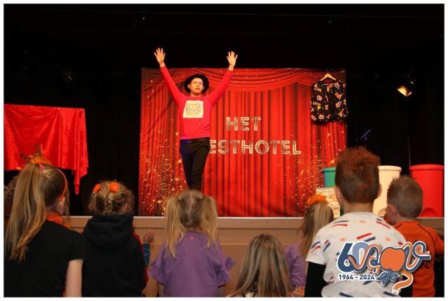 Kinderboekenweek: Voorstelling De eigenwijze prullenbak