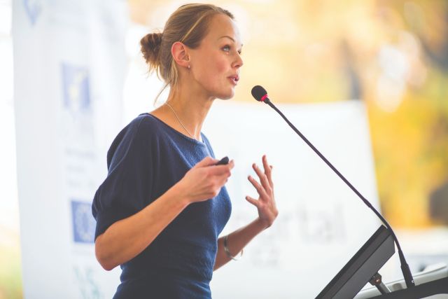 Presentatie schrijfwedstrijd Geheugen en dementie