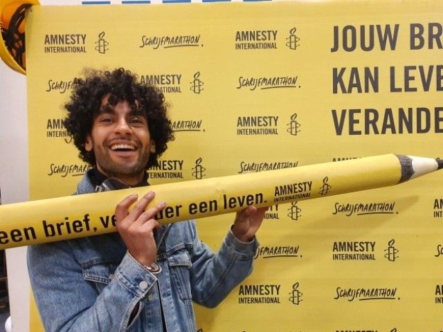 Schrijfactie voor Amnesty International