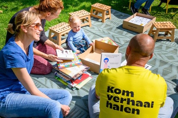 Voorlezen in de moestuin met Taal Doet Meer