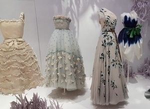 Kunstlezing: Dior - a new look