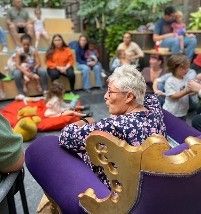 Voorlezen in de Korenbeurs