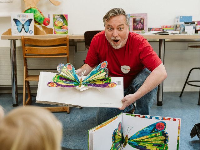 Voorlezen uit Rinus het prentenboek