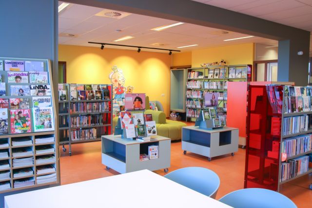 Feestelijke opening Mienskipsbibliotheek Akkrum-Nes