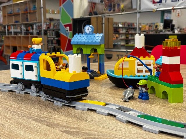 Ouder-kind workshop: Bouwen en programmeren met Duplo trein