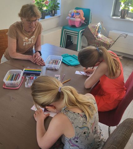 Workshop: boekenlegger maken en gedicht schrijven (8+)