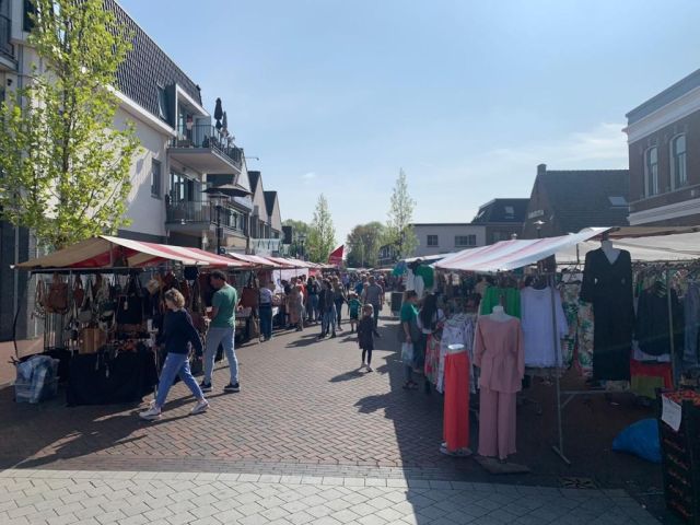 Moederdagbraderie Lekkerkerk