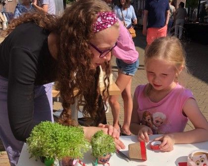 Knutselen met Meekit tijdens het Midzomerfestival