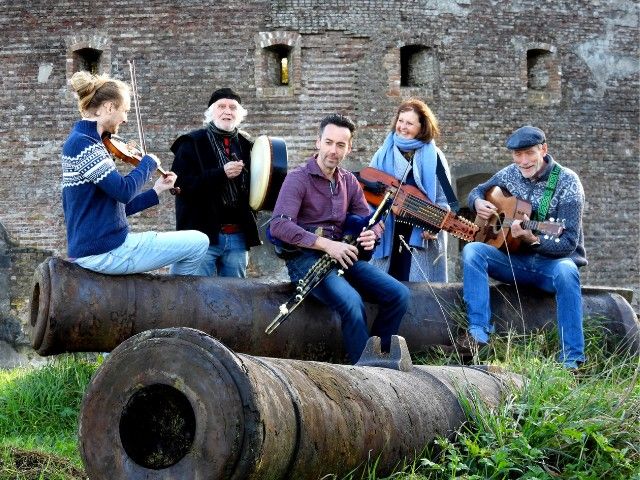 Folk concert: Celtic music and more... van Arthur and Friends