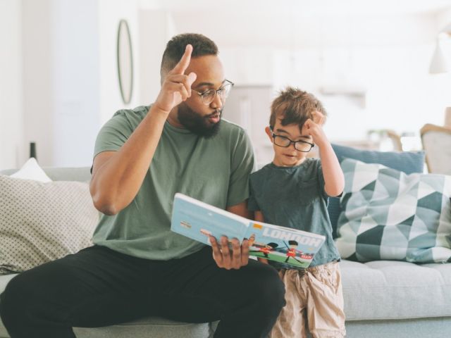 Cursus: Peuters voorlezen met gebaren (4 lessen)