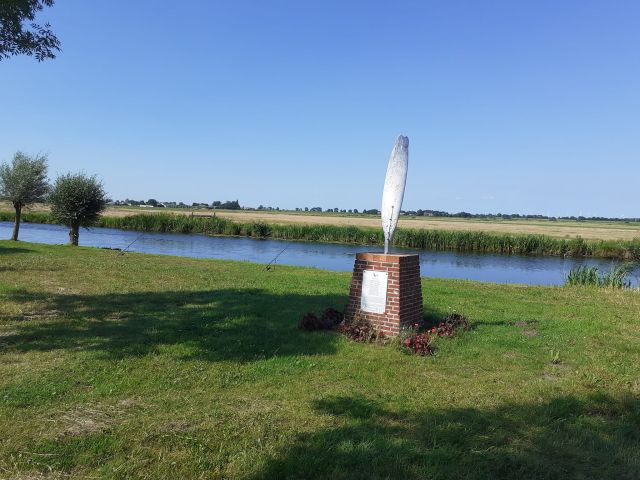 Themacafe: het Halifaxmonument Muiden