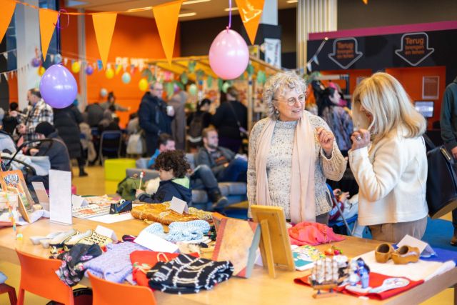 Feestelijke afsluiting van de Textiel Bieb