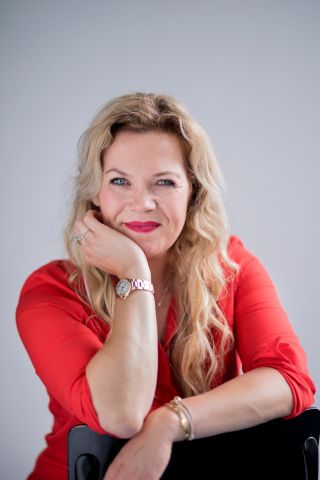 Boek & Praat: Roos Schlikker 02-11-2025 15:00