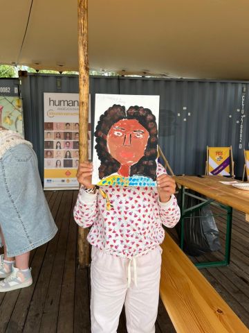 Kindertentoonstelling ‘Humanæ: Kleuren van Schiedam’ in de Bibliotheek Schiedam