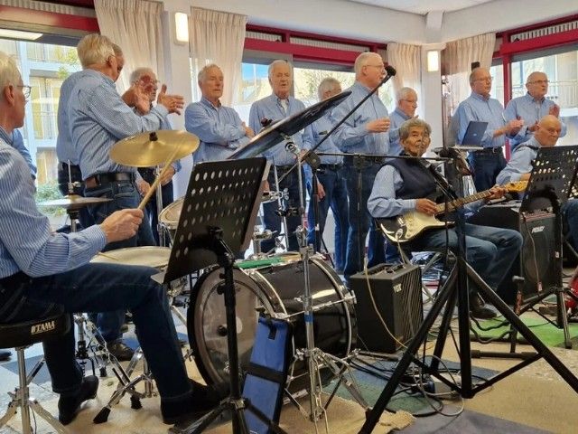 Koffieochtendconcert met amusementskoor Volare