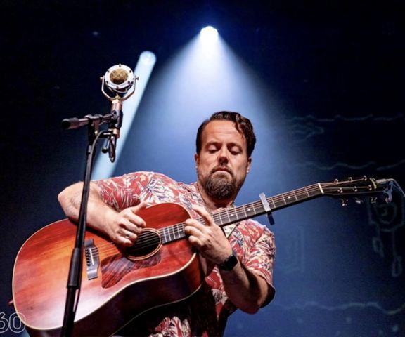 Zingen met Collin Hoeve op Zomerparkfeest