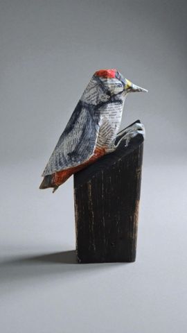 Expositie: vliegende kunst met vogels van papier