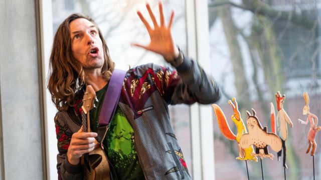Voorstelling Vos en Haas vieren feest