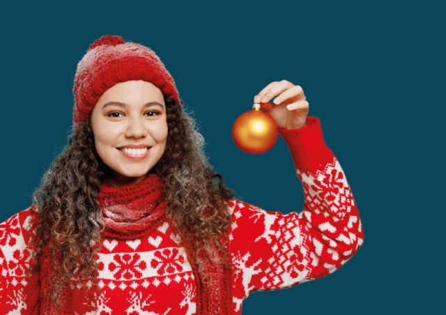 Kerstballen stippen