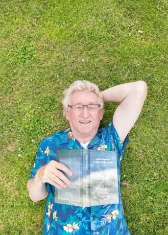 Johan Veenstra Verhalen en gedichten in de streektaal