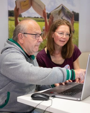 Digitaal spreekuur: stel je vraag over computer, tablet of telefoon