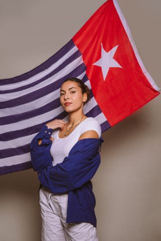 College: in gesprek over vrijheid met Julia Jouwe (Vrijheidstour Overijssel)