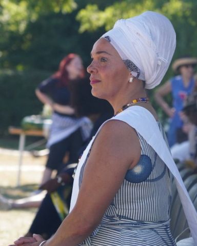 Lezing: Tussen twee werelden