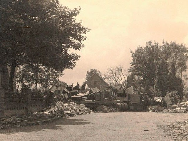 Expositie foto's Panther-Stellung 1944-1945