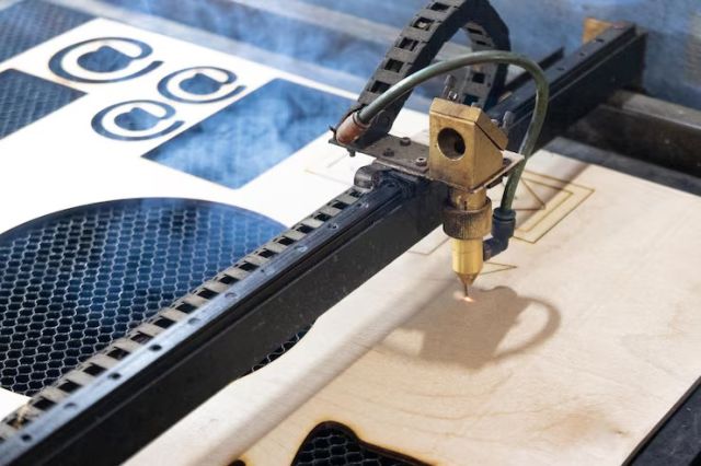 Workshopreeks Werken met de lasercutter