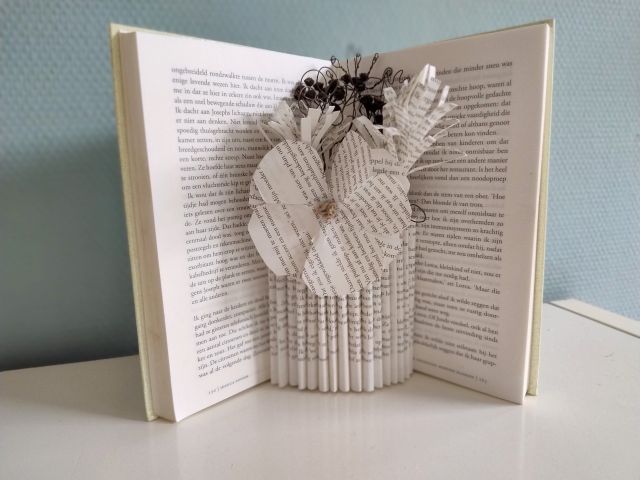 Boek Frutselen - workshop boekenvaas maken