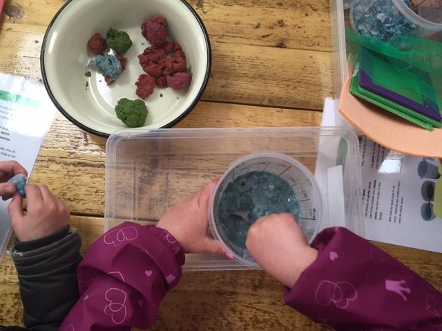 Workshop van Pulp tot Papier