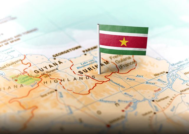Surinaamse hapjes in het Taalcafé