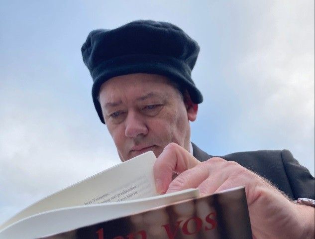 Gastcollege 'Zelf gedichten lezen', door Bas Jongenelen