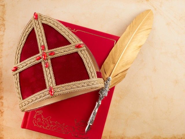 Sinterklaas leest voor