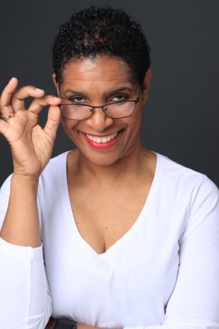 Kleine Aap (met Jeritza) tussen de boeken (2+)