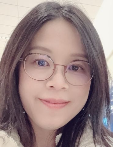 essential oil_Nicole Kuo.JPG