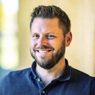 lezing : Het brein - oude software in een moderne wereld door neurowetenschapper Job van den Hurk.