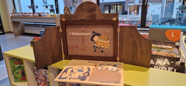 Vertelplaten (Kamishibai) | Heksentaart