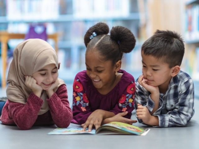 Voorleesestafette: verhalen in verschillende talen!