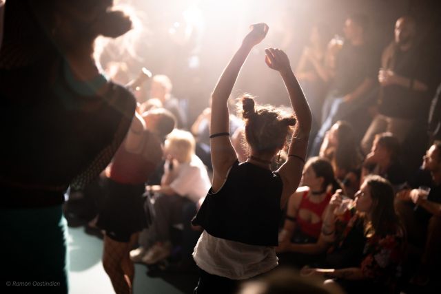 Rave & Reflect - Rouw