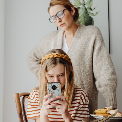 Overvalt de digitale opvoeding jou ook?