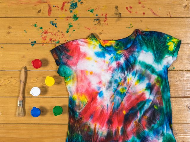 Workshop van de maand: Tie-dye shirts maken