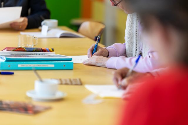 Over de drempel - schrijven voor ouderen (6 bijeenkomsten) 03-02-2026 10:00