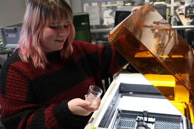 Kidslab: Je eigen unieke glaasje graveren 8+