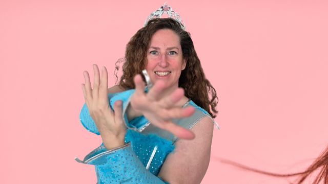 Prinses Femke leest voor uit haar onzichtbare boek | Alle leeftijden