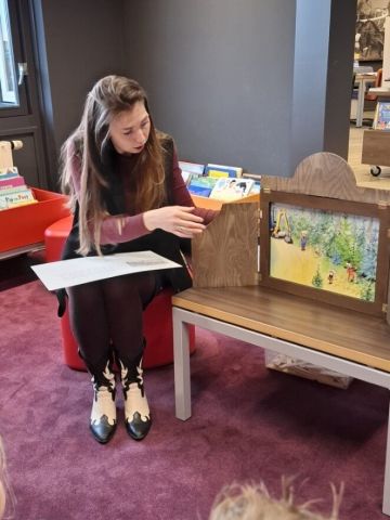 Voorlezen met het vertelkastje