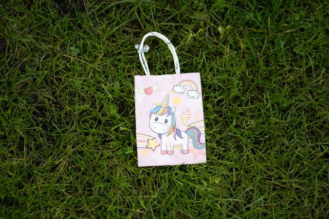 Tentoonstelling: De wondere wereld van traktatiezakjes