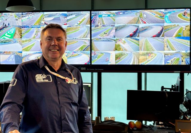 Themacafé: de scheidsrechter van de autosport!